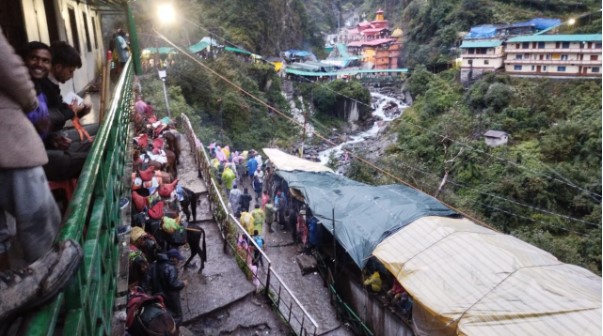 यमुनोत्री यात्रा मार्ग पर दो श्रद्धालुओं की मौत, इस सीजन में मृतकों की संख्या 34 पहुंची
