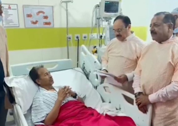 सोनम वांगचुक ने मंत्री जेपी नड्डा और जितेंद्र सिंह की मौजूदगी में तोड़ा अनशन