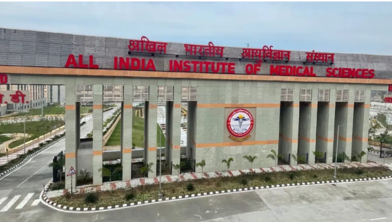 राष्ट्रपति मुर्मू के दौरे के चलते आज AIIMS बिलासपुर की OPD बंद, सामान्य मरीजों का नहीं होगा पंजीकरण; इमरजेंसी और भर्ती मरीजों का इलाज रहेगा जारी