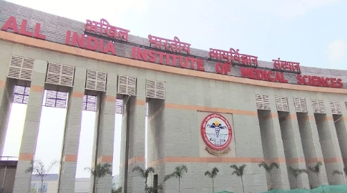 एम्स बिलासपुर में आयुष्मान-हिमकेयर फंड संकट: जटिल ऑर्थोपेडिक सर्जरी पर मंडराया खतरा