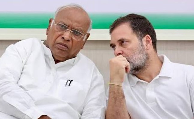 धर्मेंद्र प्रधान को बर्खास्त करें, छात्रों से मांगे माफी: खड़गे-राहुल गांधी की प्रधानमंत्री मोदी से मांग