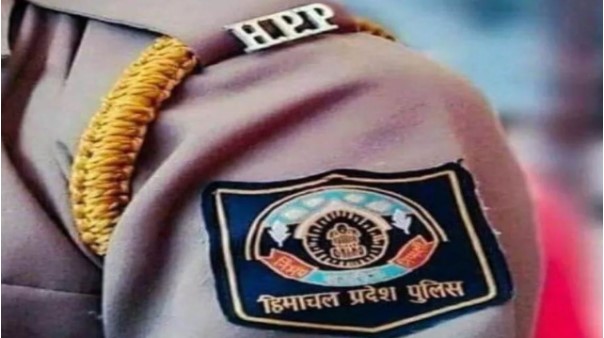 शिमला: संजौली चौक पर पुलिसकर्मी से बहस और बदसलूकी, दो के खिलाफ FIR