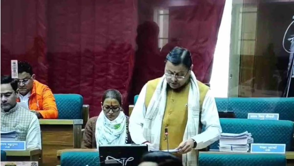 उत्तराखंड विधानसभा सत्र शुरू, कांग्रेस का प्रदर्शन; सदन में बीसी खंडूड़ी और हीरा सिंह बिष्ट को श्रद्धांजलि